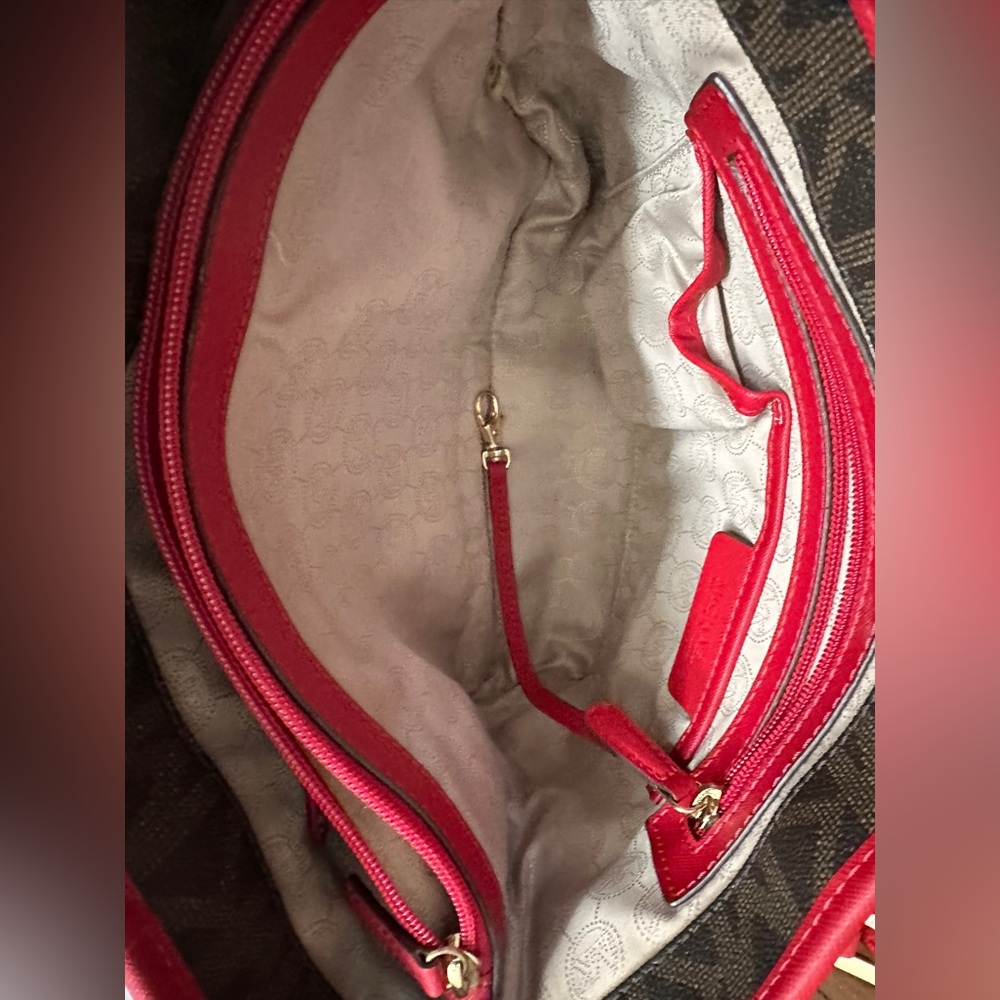 MICHAEL Michael Kors Jet Set Travel Medium
Logo Tote (EUC) - Picture 10 of 15